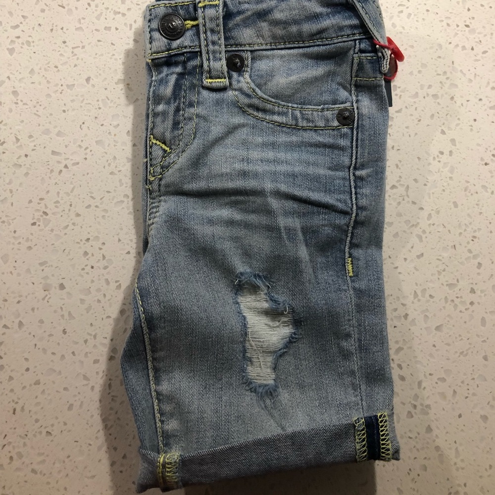 True Religion - Picture 4 of 4